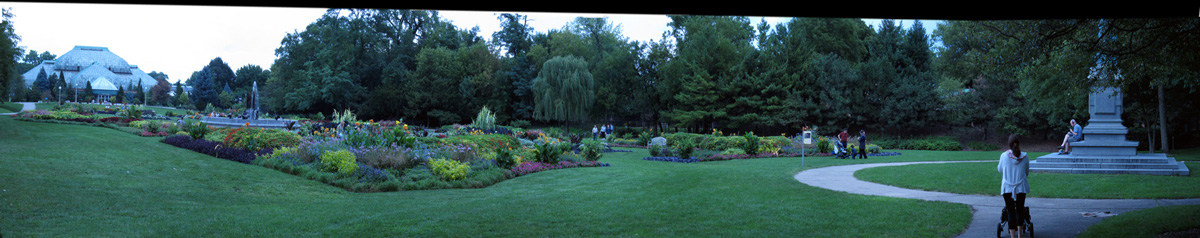 Panorama of Lincoln Park Conservatory and Gardens (Credit: Celia Place)